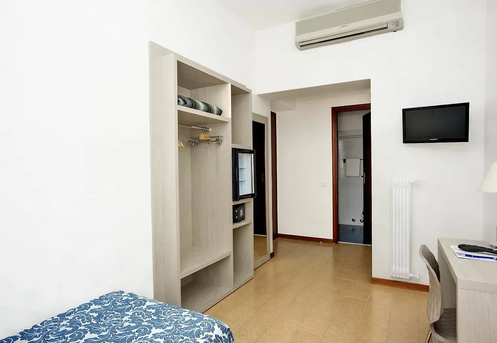 Hotel Lucerna Castiglione della Pescaia 3*,  Olaszország